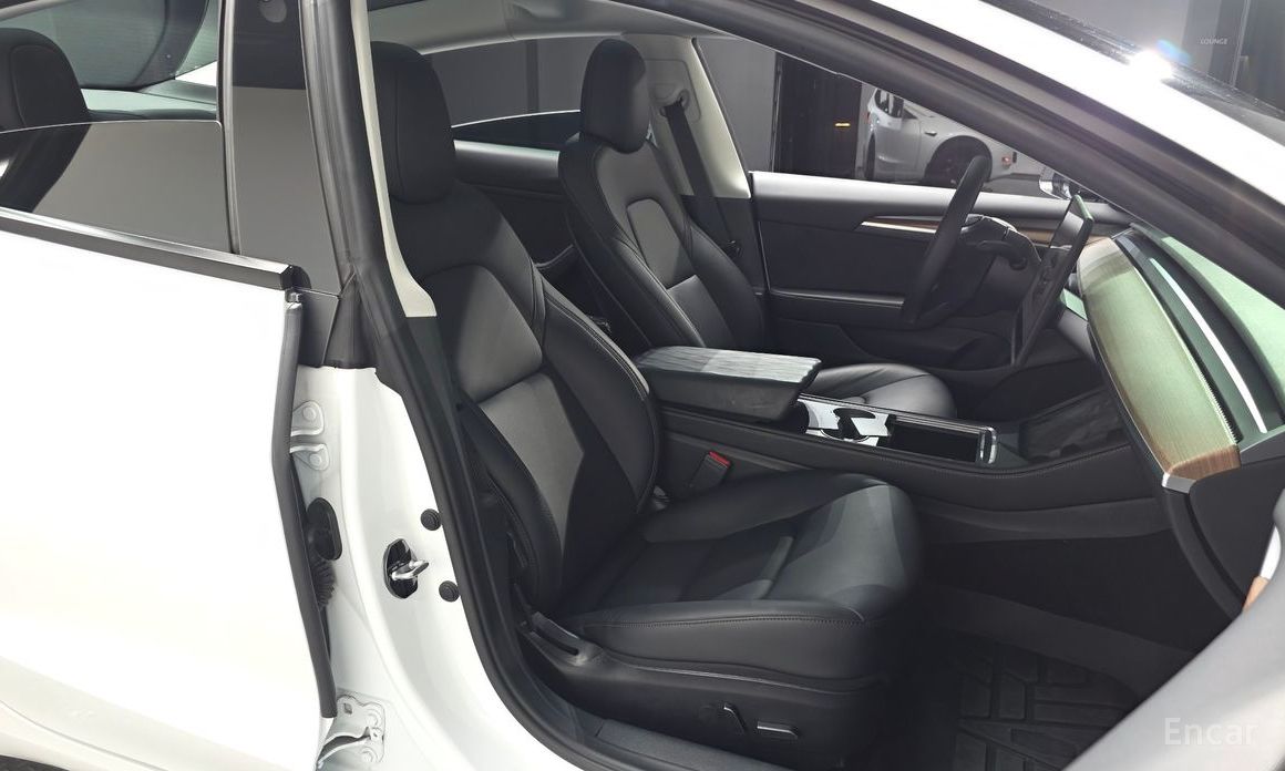 Model 3RWD 11