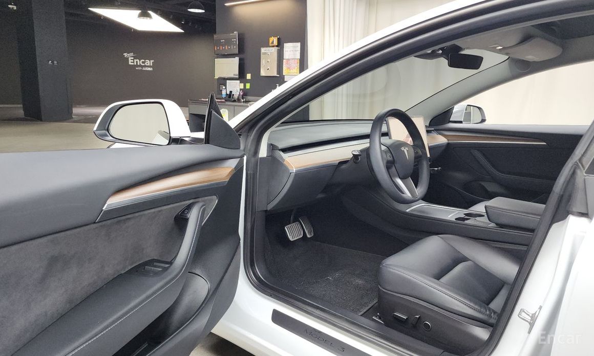 Model 3RWD 11
