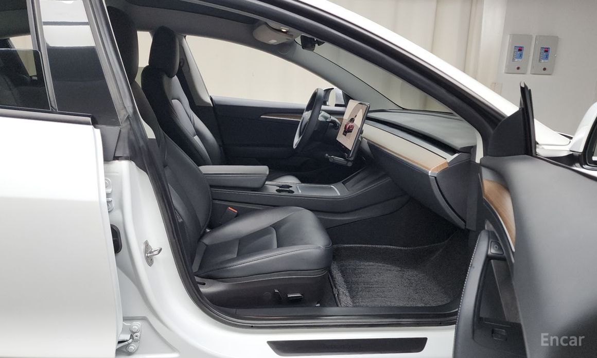 Model 3RWD 12