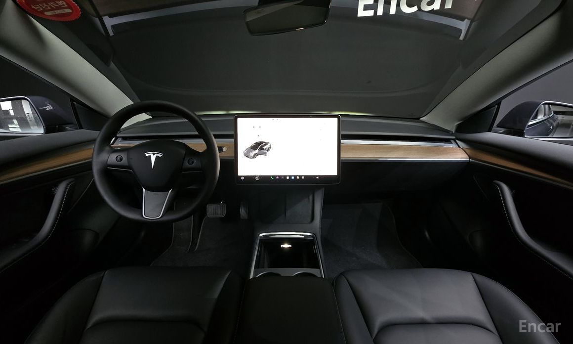 Model 3RWD 8