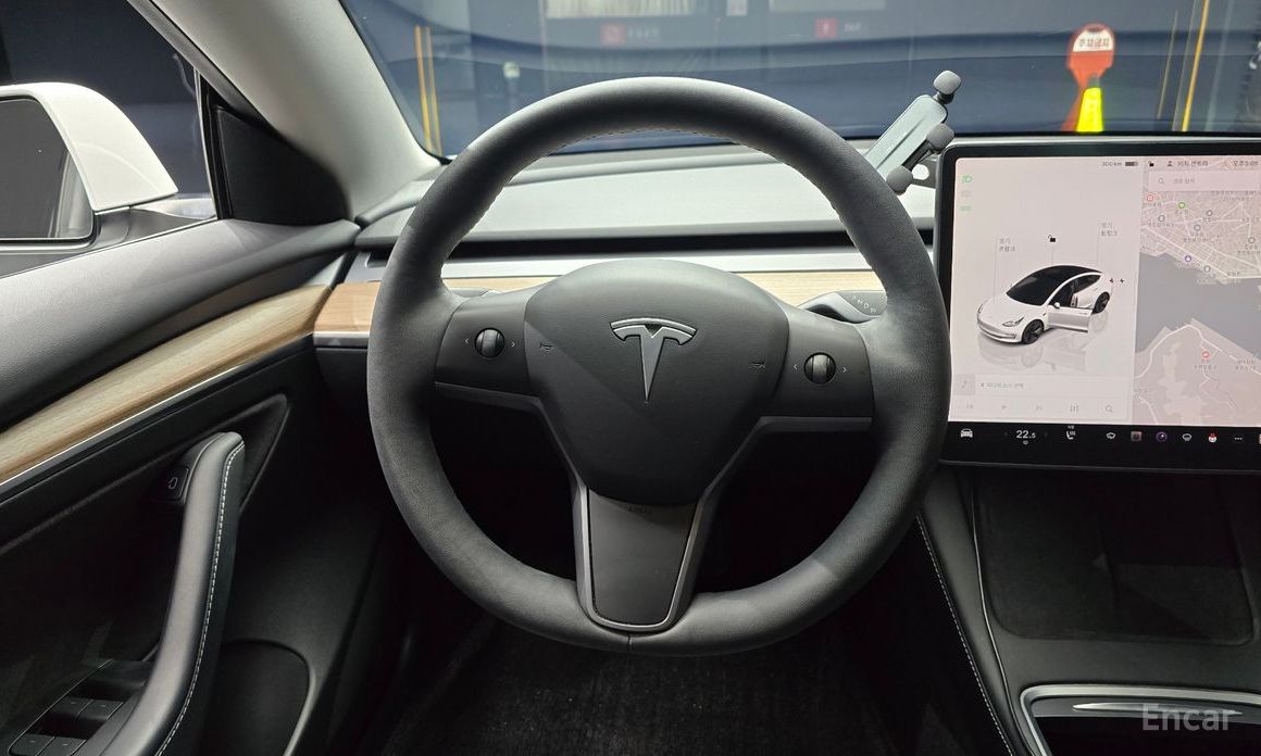 Model 3RWD 14