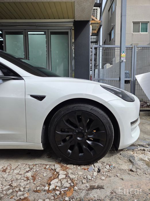 Model 3RWD 7