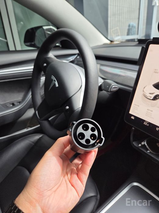Model 3RWD 13