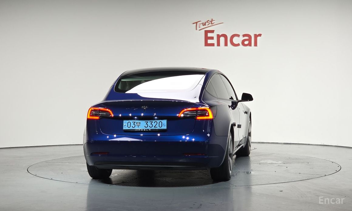 Model 3RWD 5