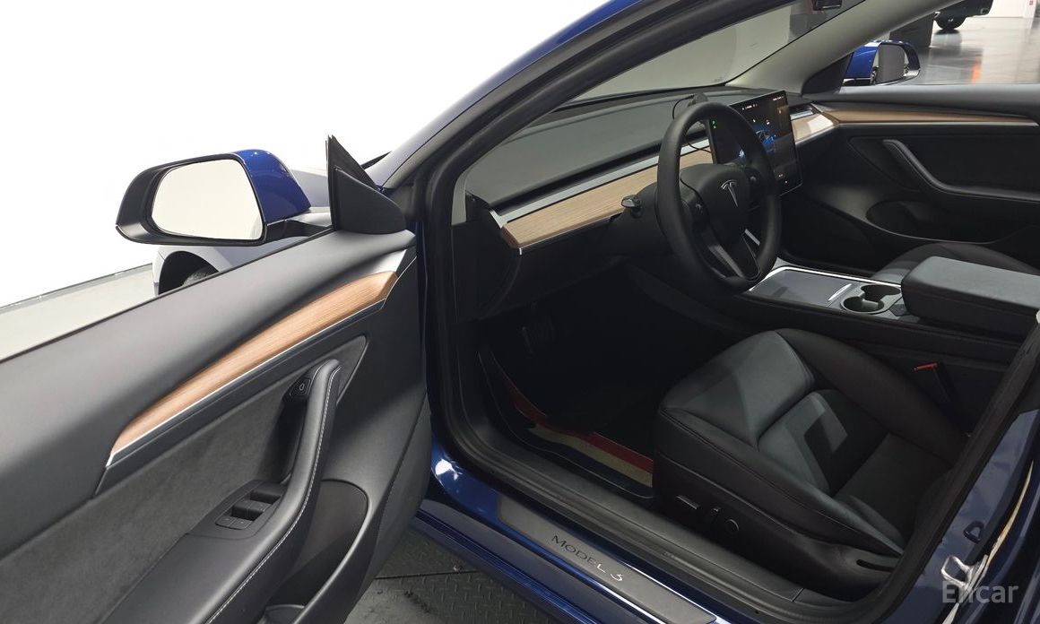 Model 3RWD 13