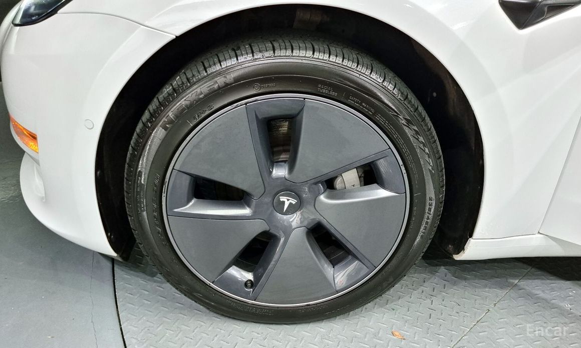 Tesla Model 3 Long Range №6