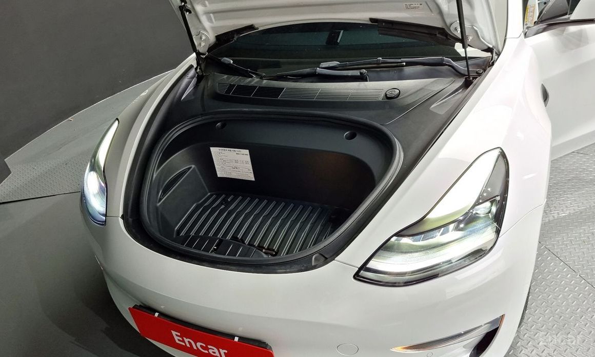 Tesla Model 3 Long Range №7