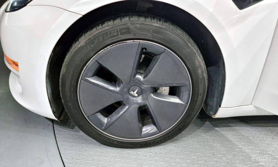 Tesla Model 3 Long Range №6