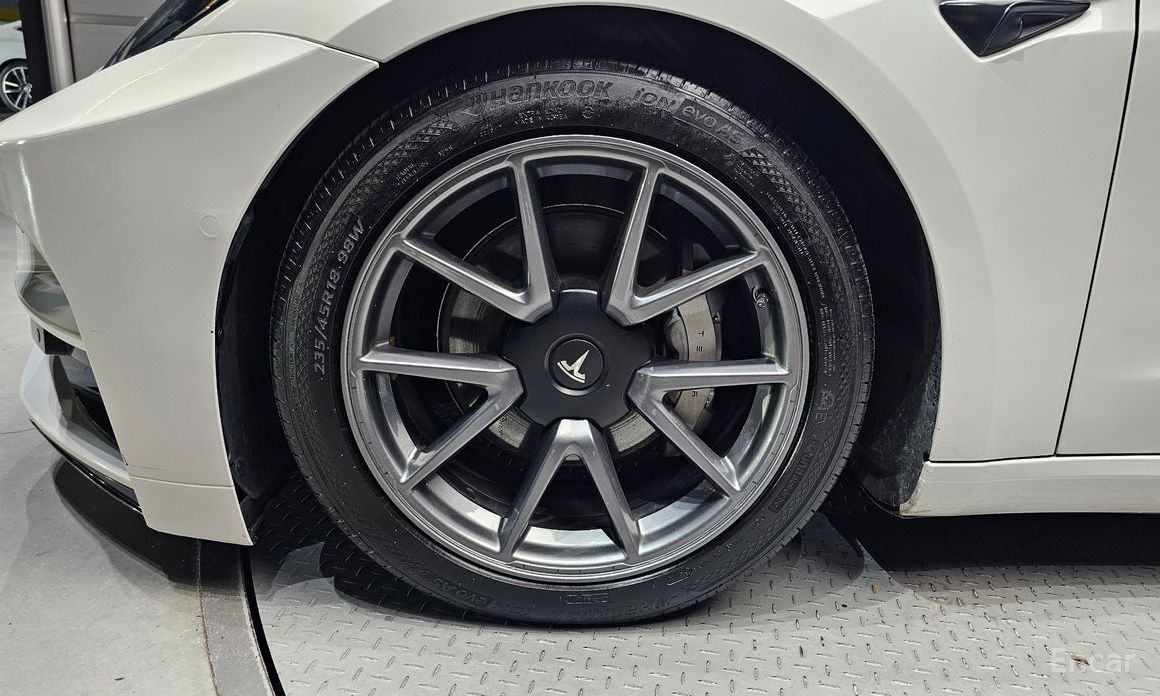 Tesla Model 3 Long Range №6