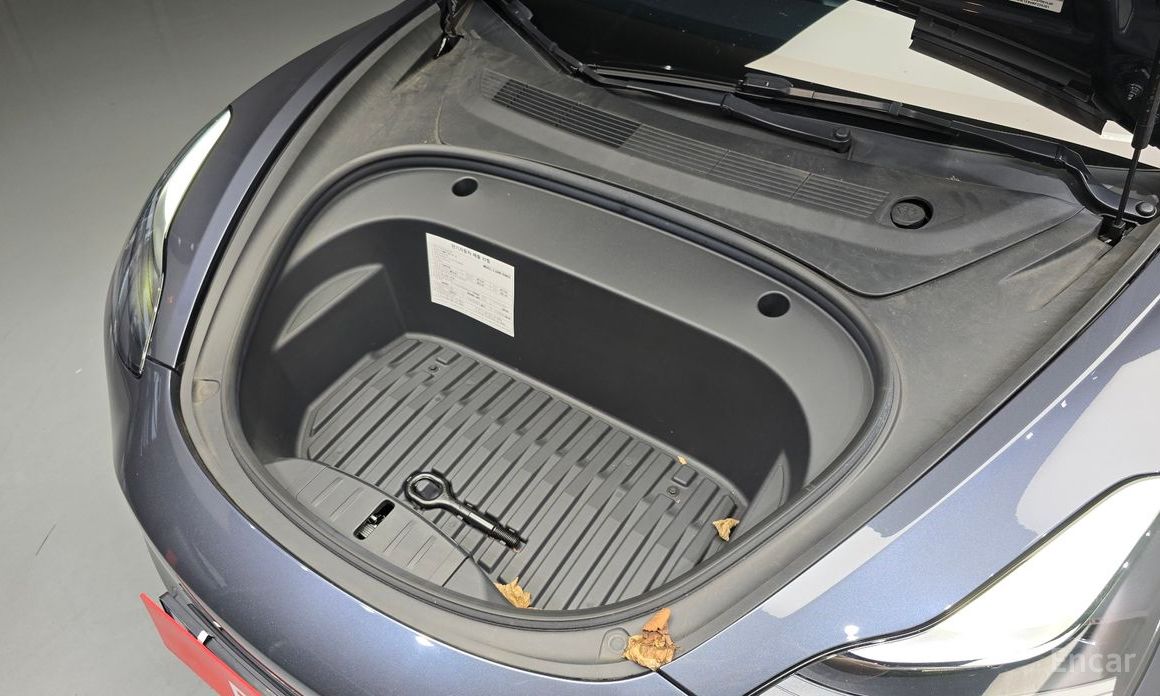 Tesla Model 3 Long Range №7