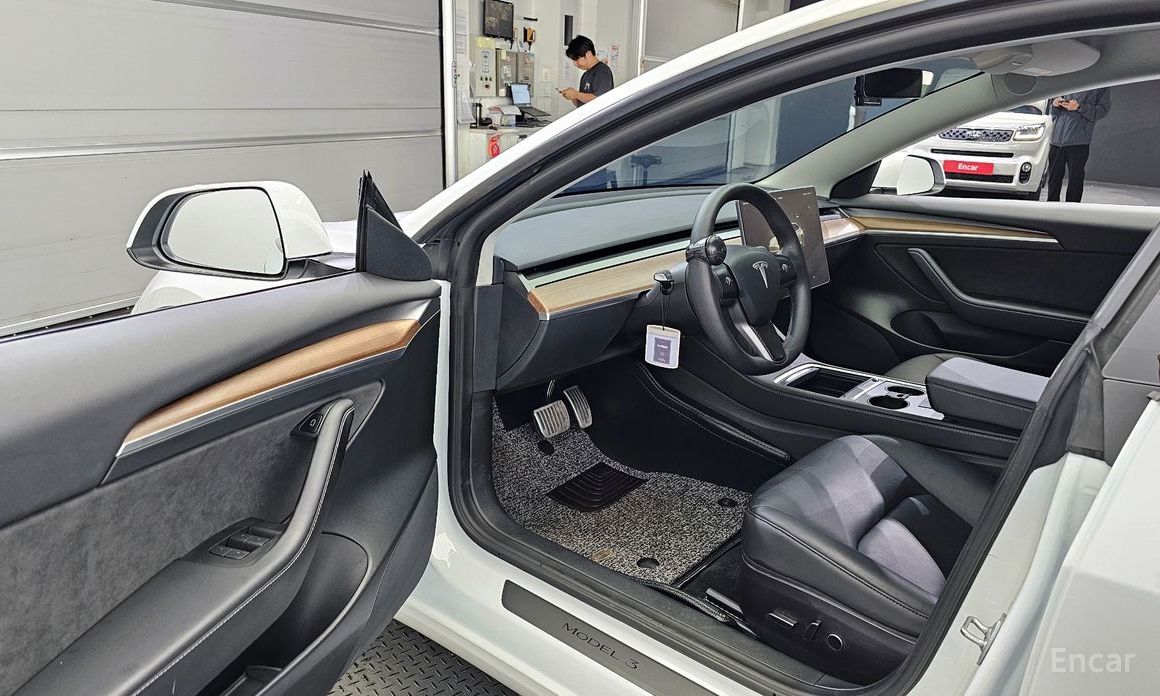 Tesla Model 3 Long Range №11