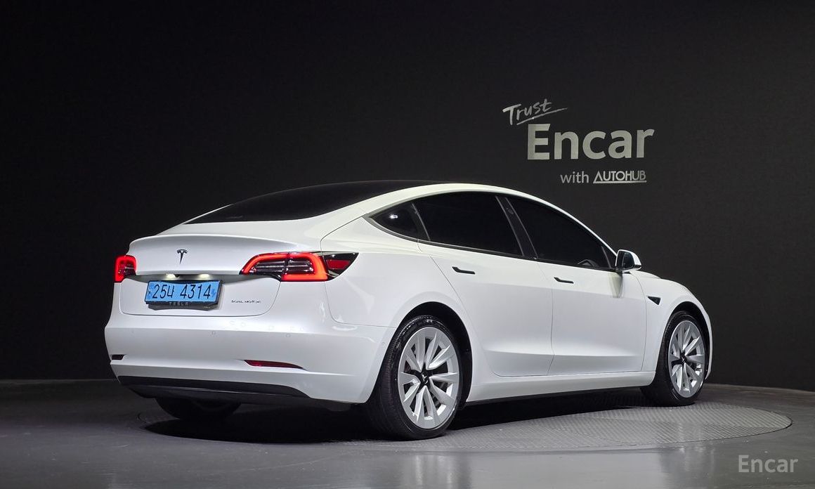 Tesla Model 3 Long Range №3