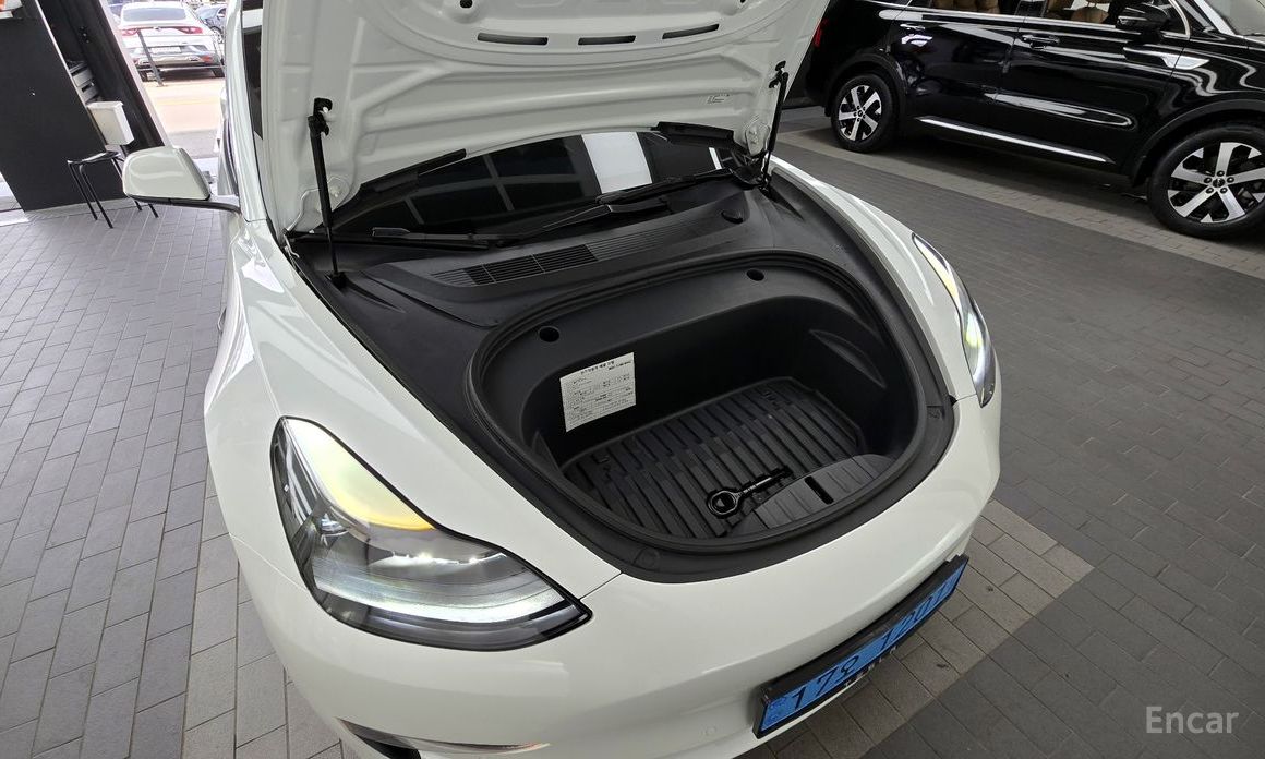 Tesla Model 3 Long Range №7