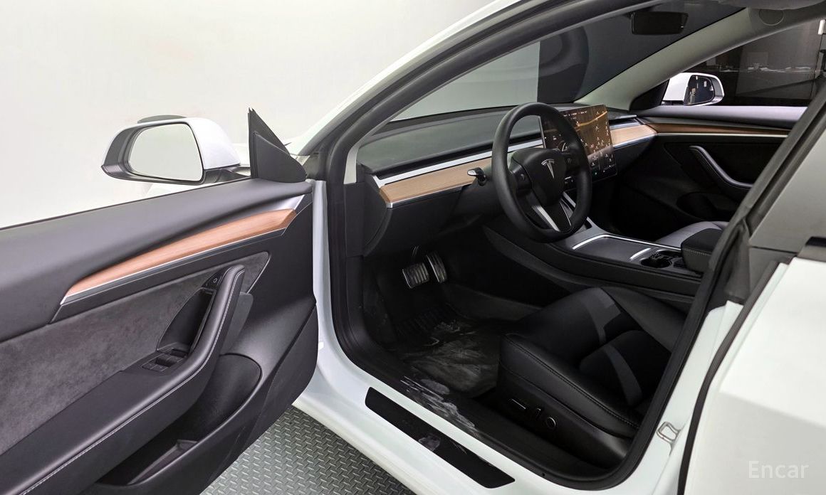 Tesla Model 3 Long Range №11