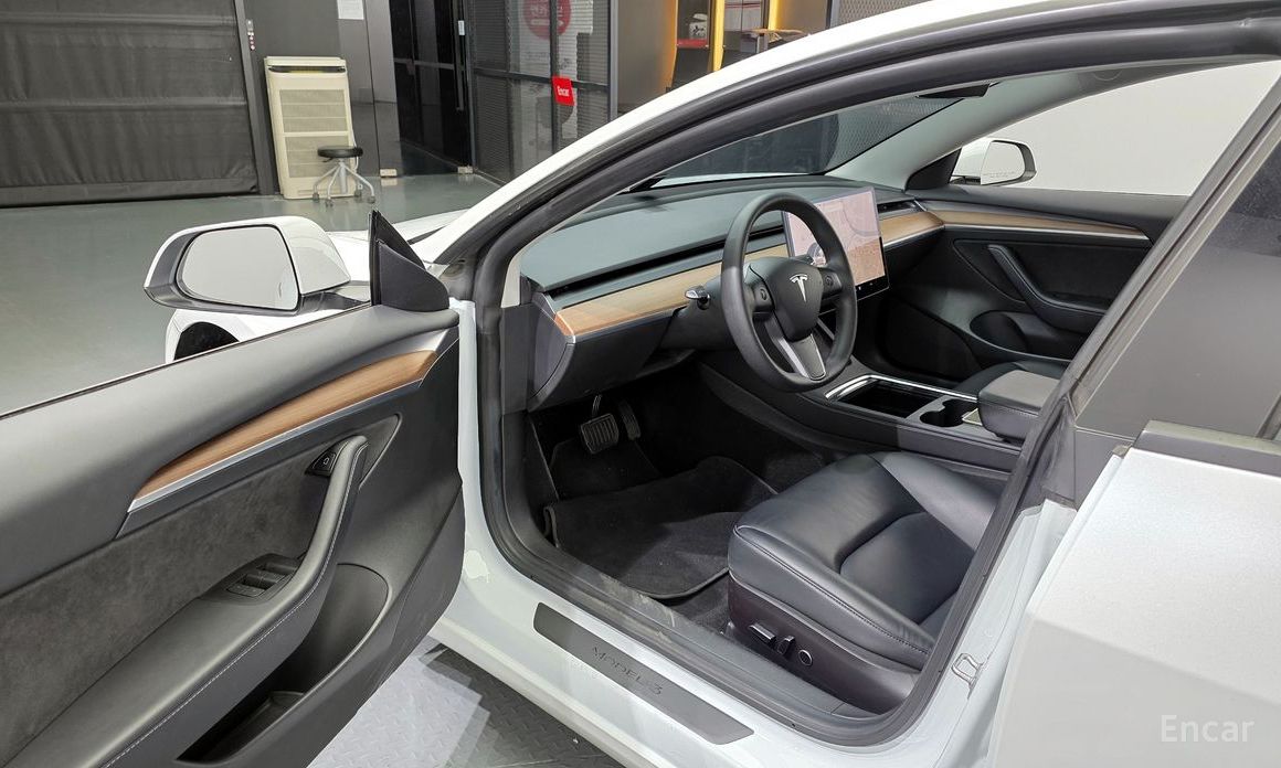 Tesla Model 3 Long Range №11
