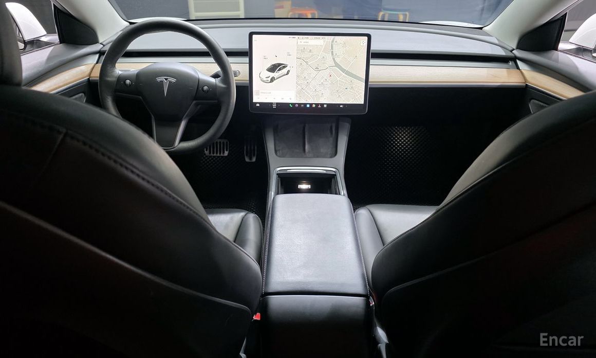 Tesla Model 3 Long Range №8