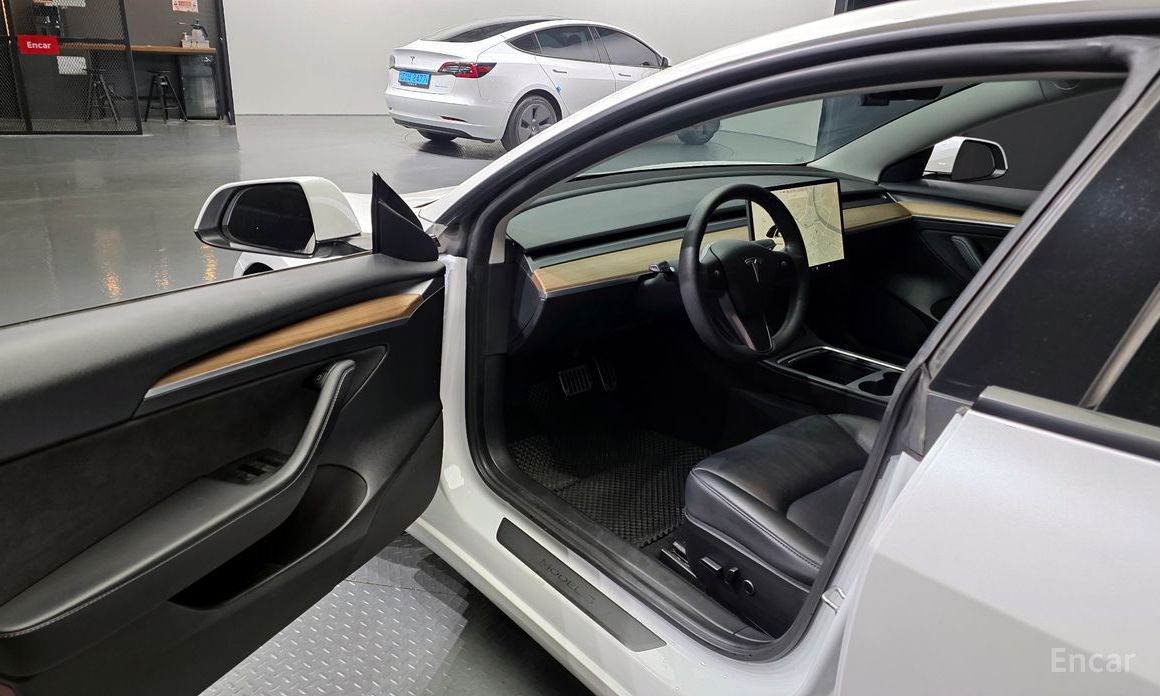 Tesla Model 3 Long Range №11