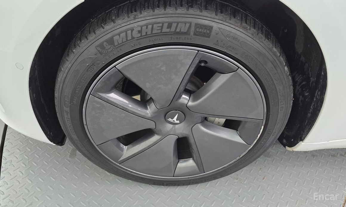 Tesla Model 3 Long Range №6