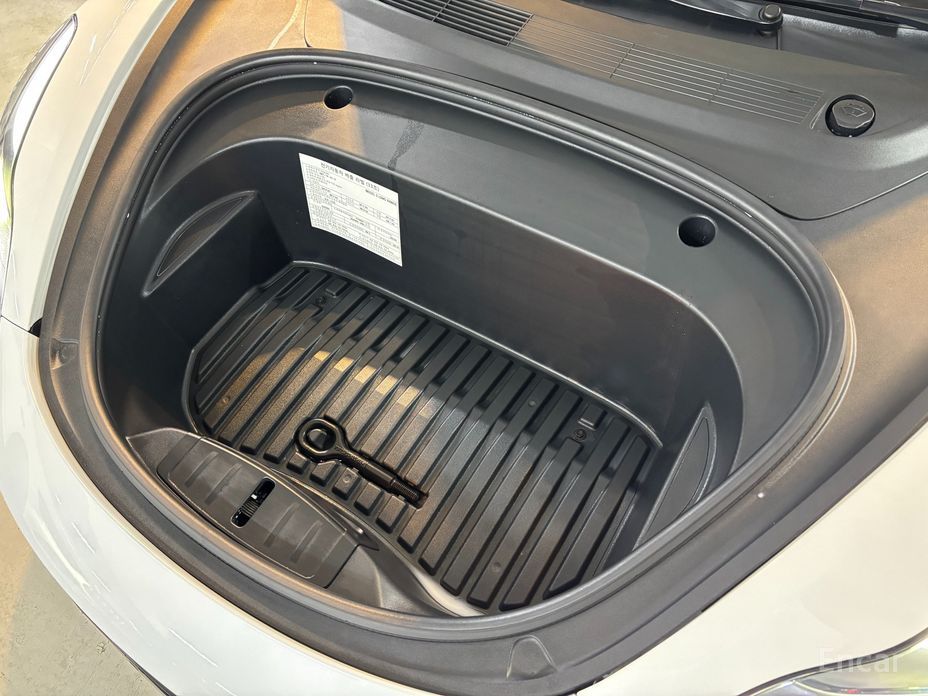 Model 3 Long Range 18