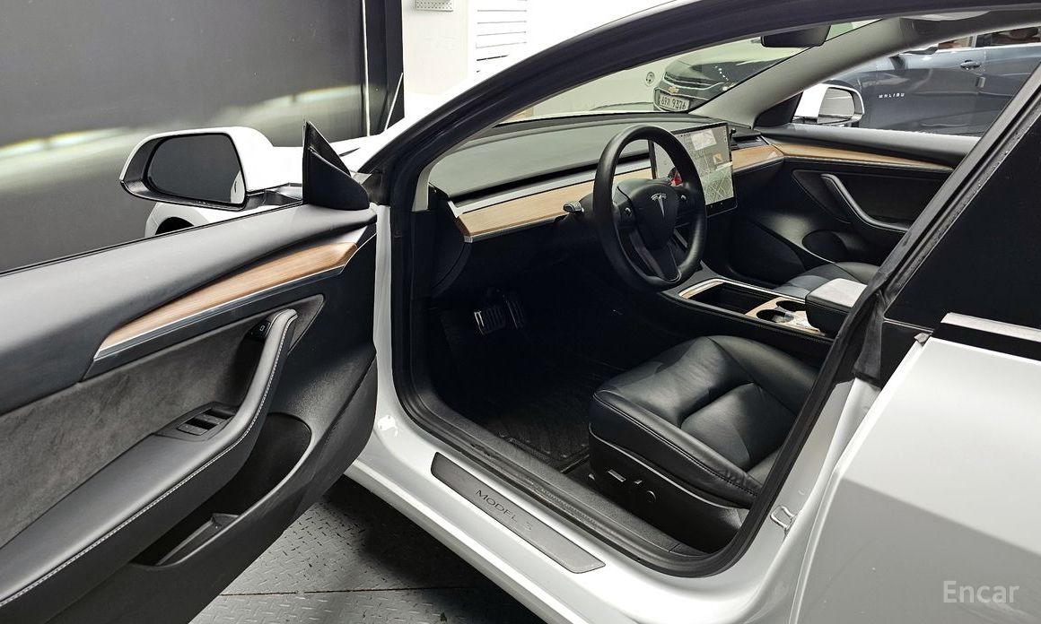 Tesla Model 3 Long Range №11