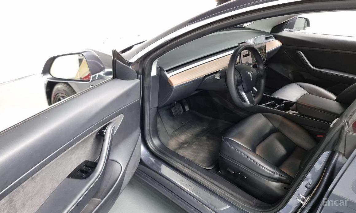 Model 3 Standard Range Plus 12