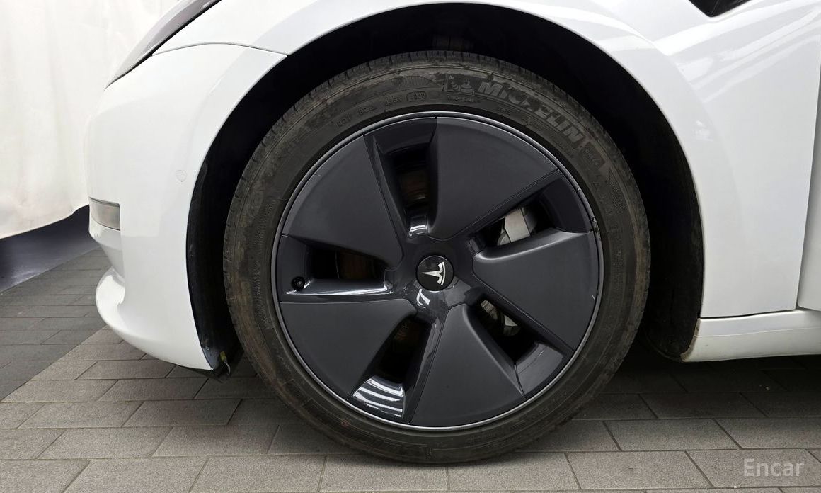 Model 3 Standard Range Plus 6