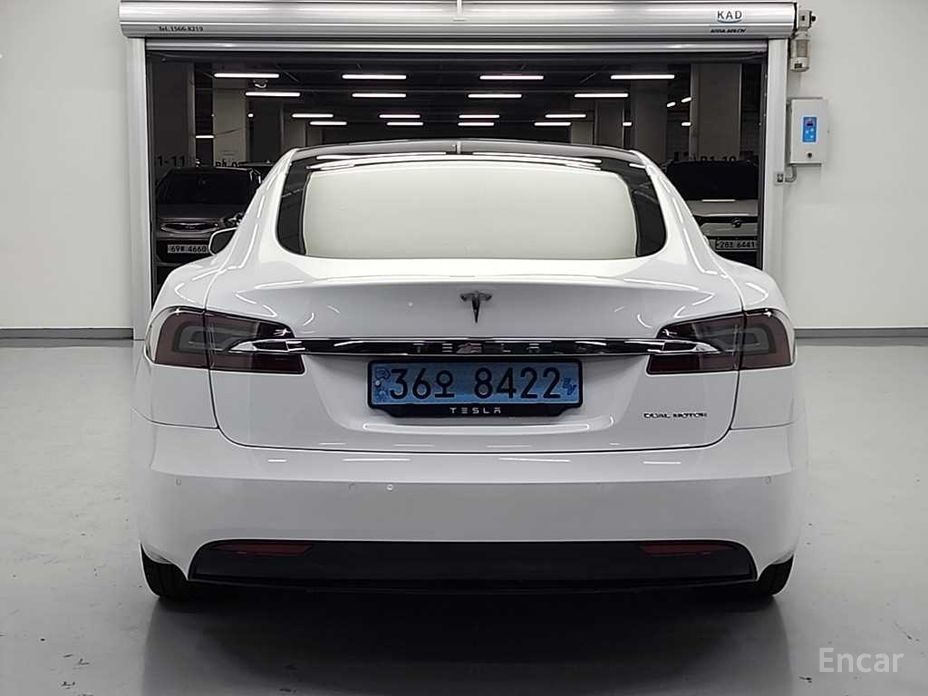 Model S Long Range 4