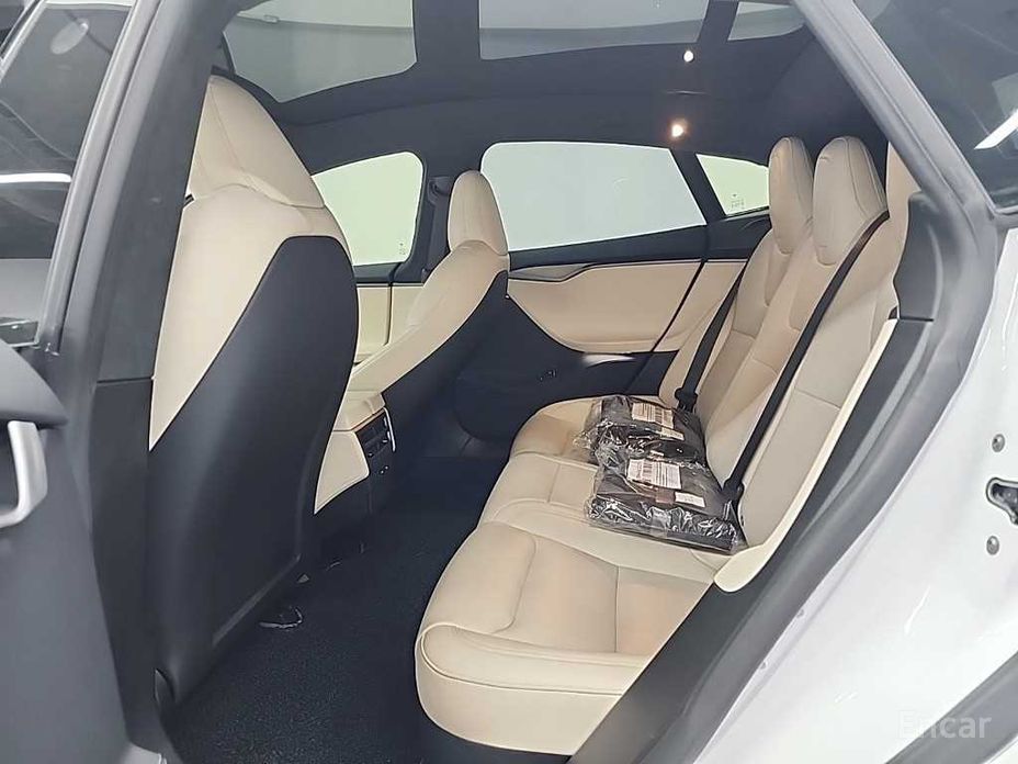 Model S Long Range 13