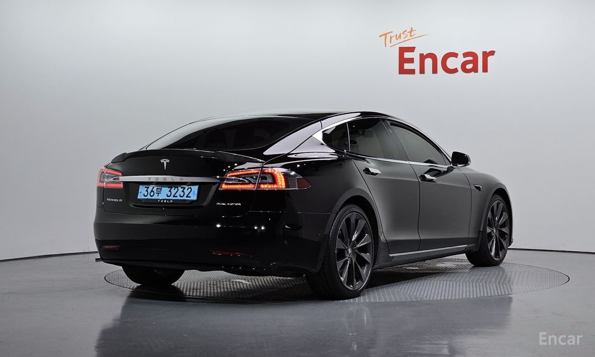 Tesla Model S Long Range №3
