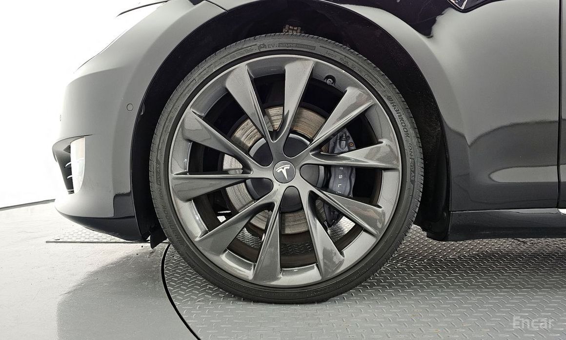 Tesla Model S Long Range №6