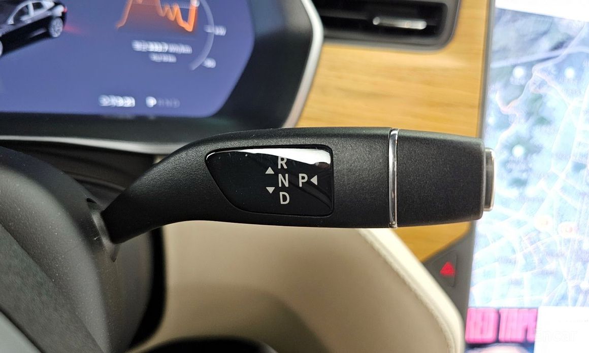 Tesla Model S Long Range №10