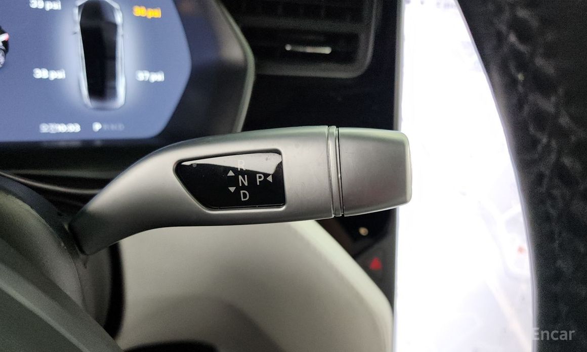 Model X Long Range 10