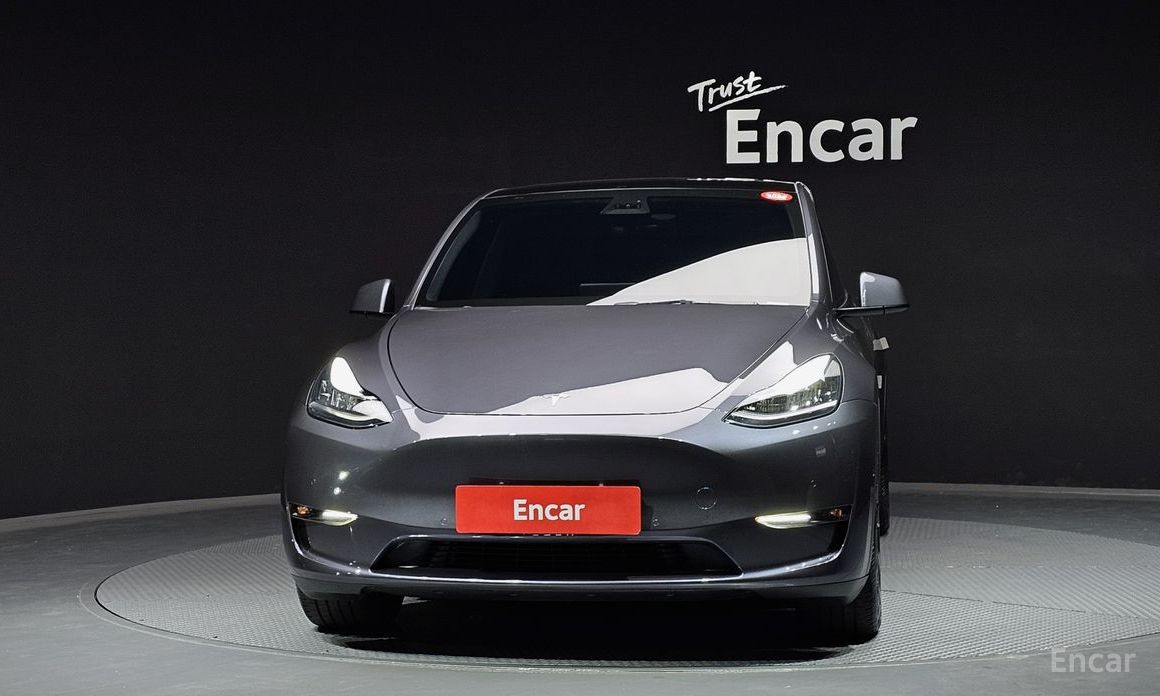 Model Y Long Range 4