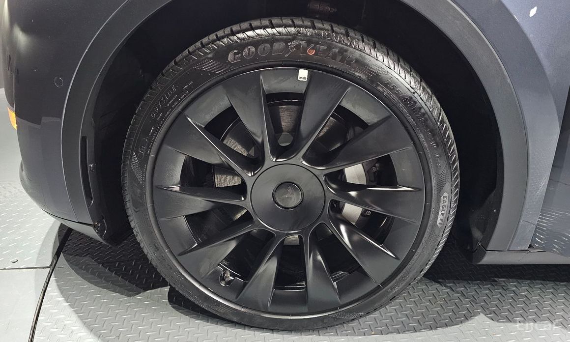 Model Y Long Range 6