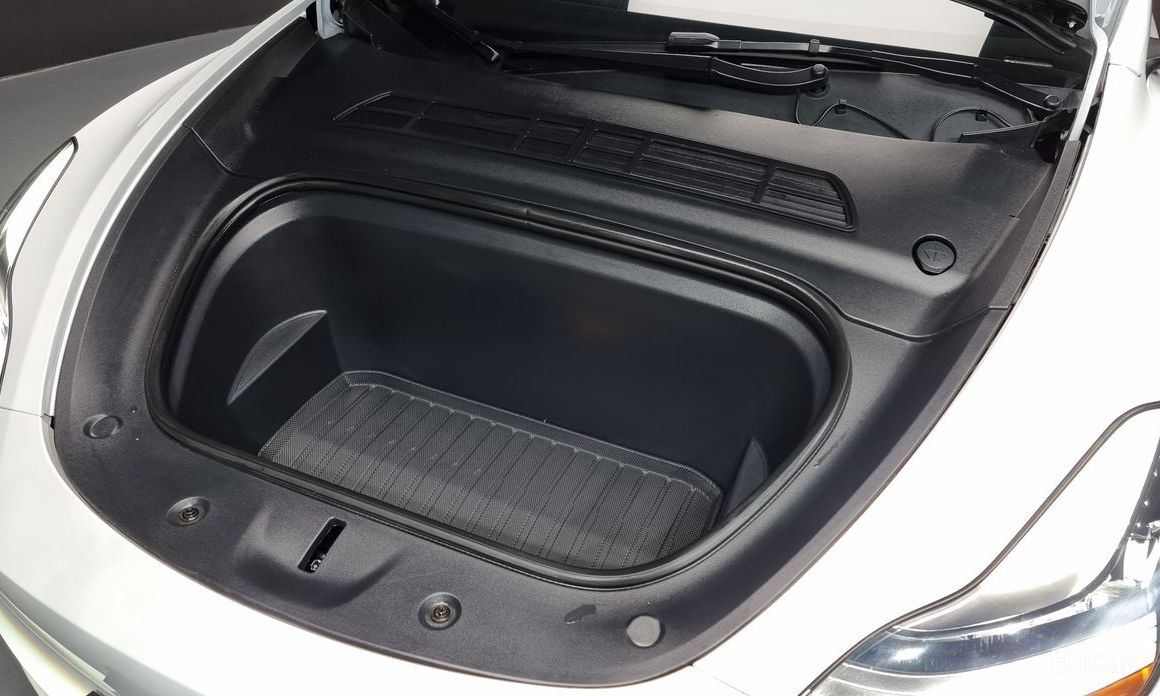 Tesla Model Y Long Range №7