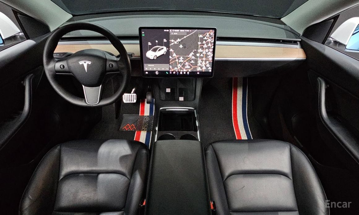 Model Y Long Range 8