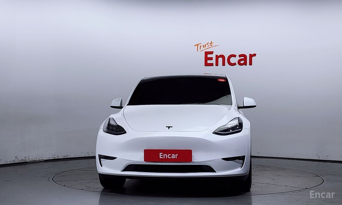 Tesla Model Y Long Range №4