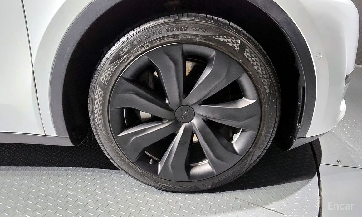 Model Y Long Range 6