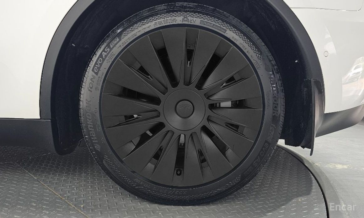Tesla Model Y Long Range №6
