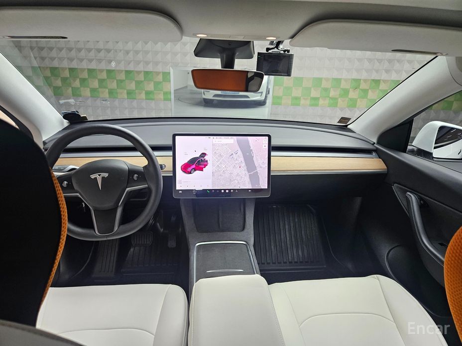 Tesla Model Y Long Range №8