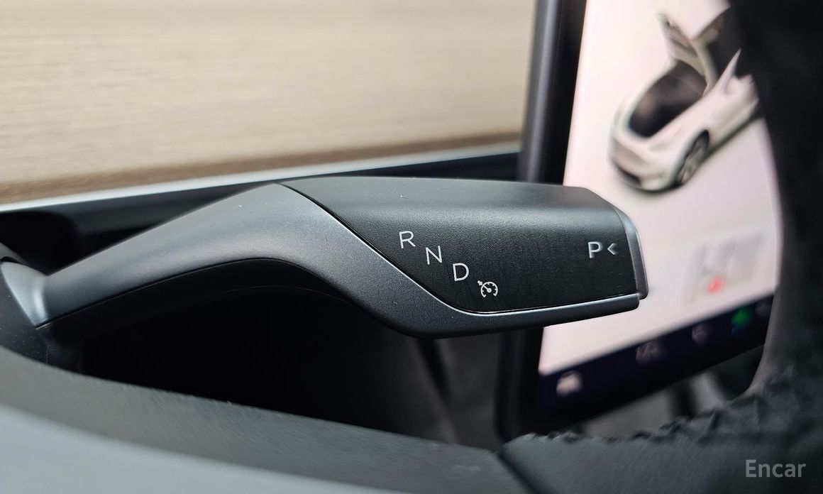 Tesla Model Y Long Range №10