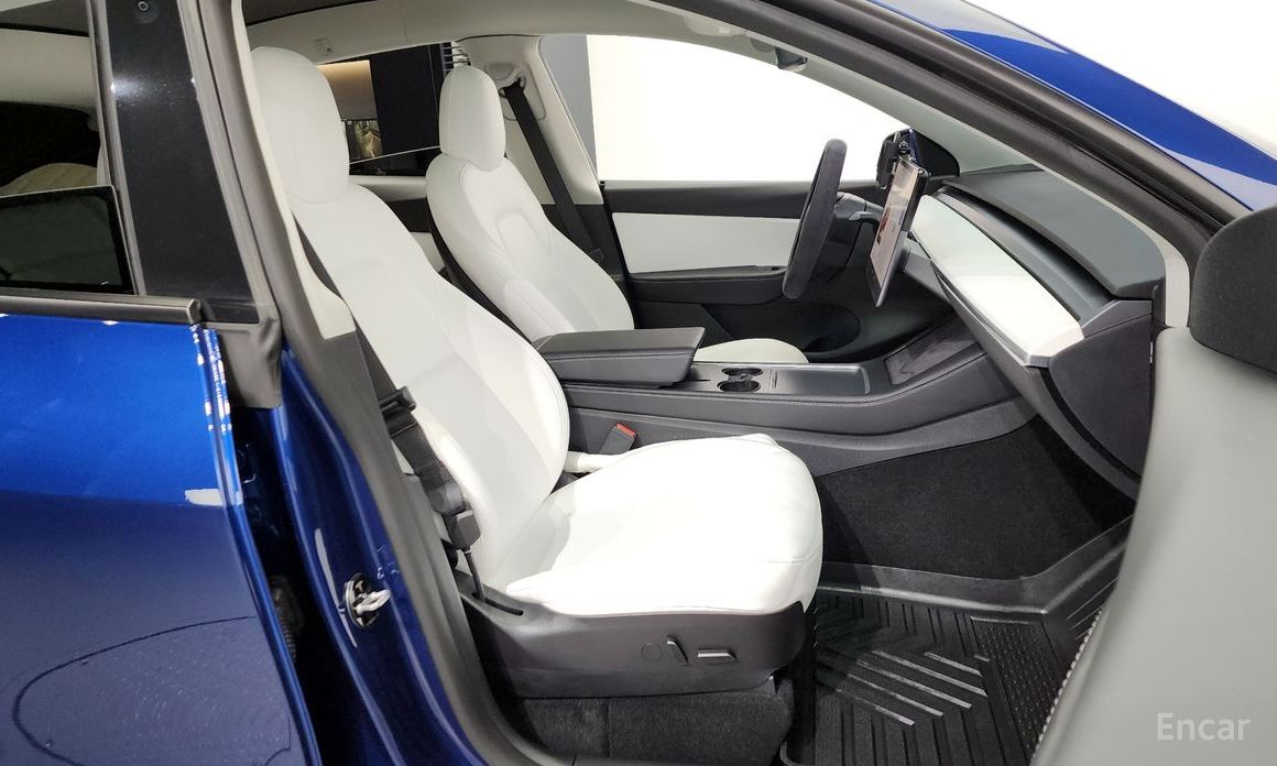 Tesla Model Y Long Range №12