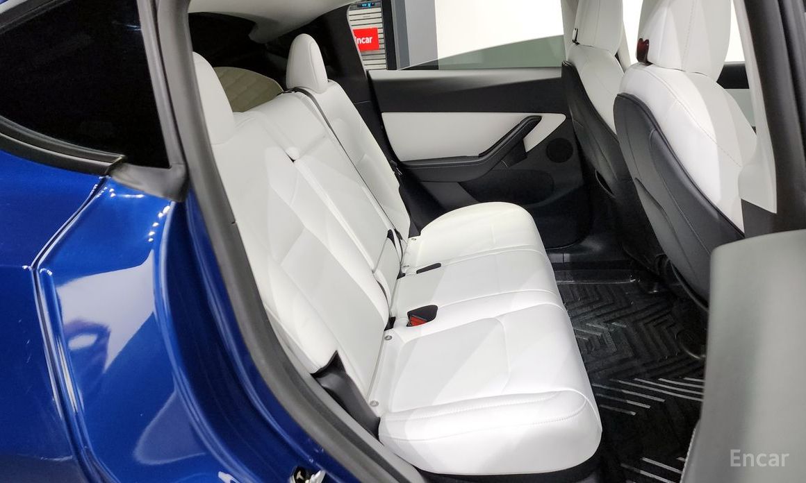 Tesla Model Y Long Range №13