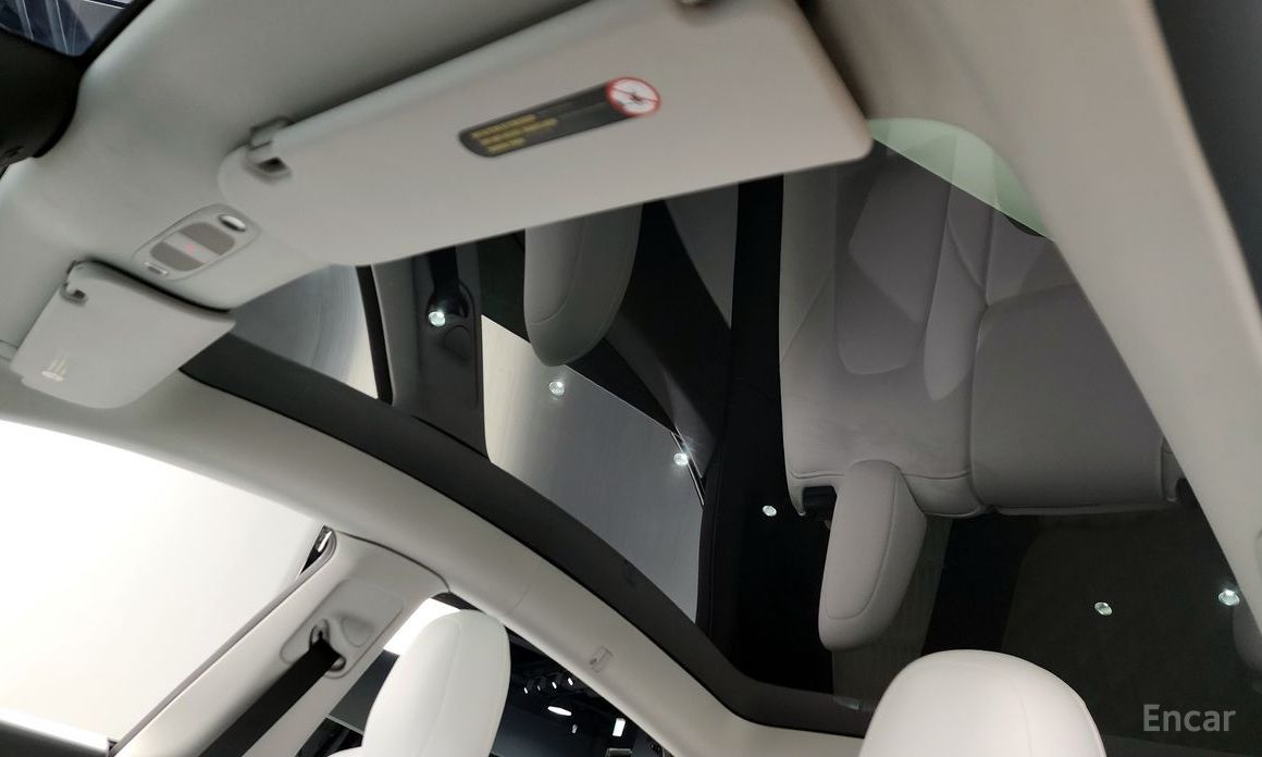 Tesla Model Y Long Range №20