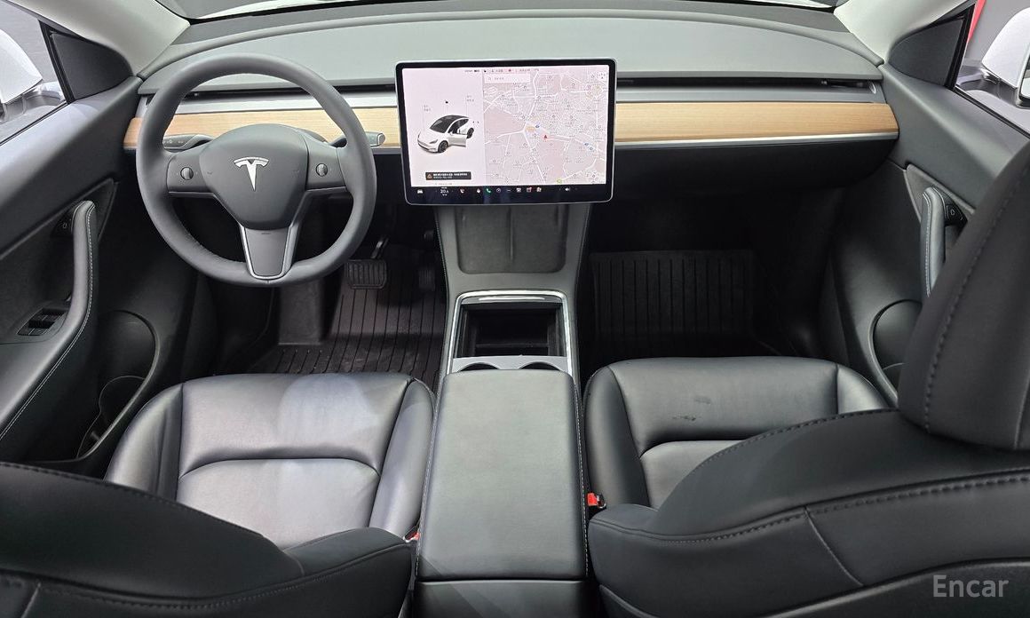 Tesla Model Y Long Range №8