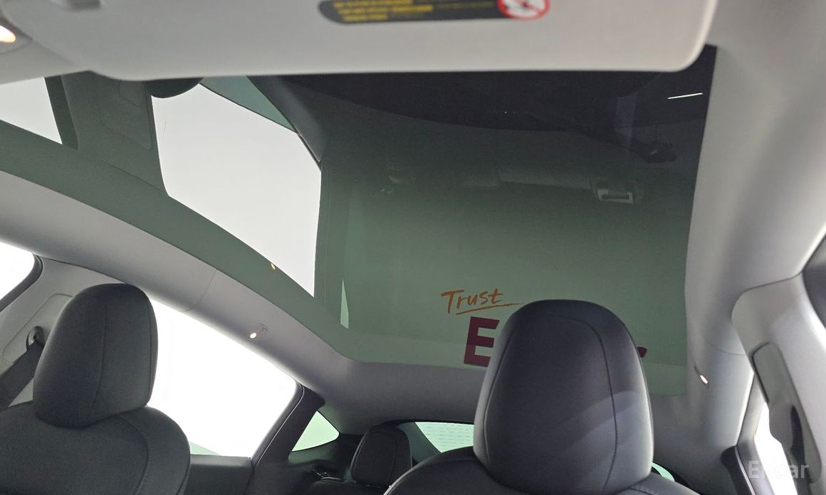 Tesla Model Y Long Range №20