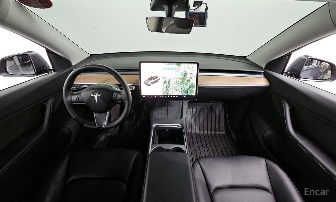 Model Y Long Range 8