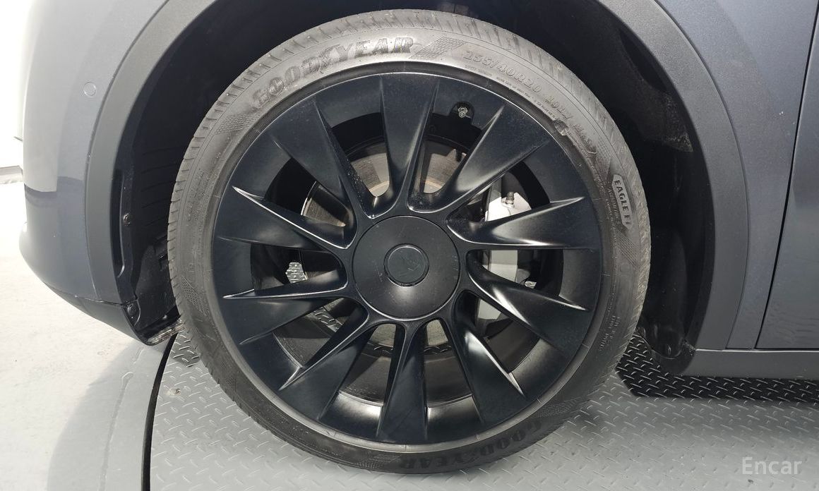 Model Y Long Range 6