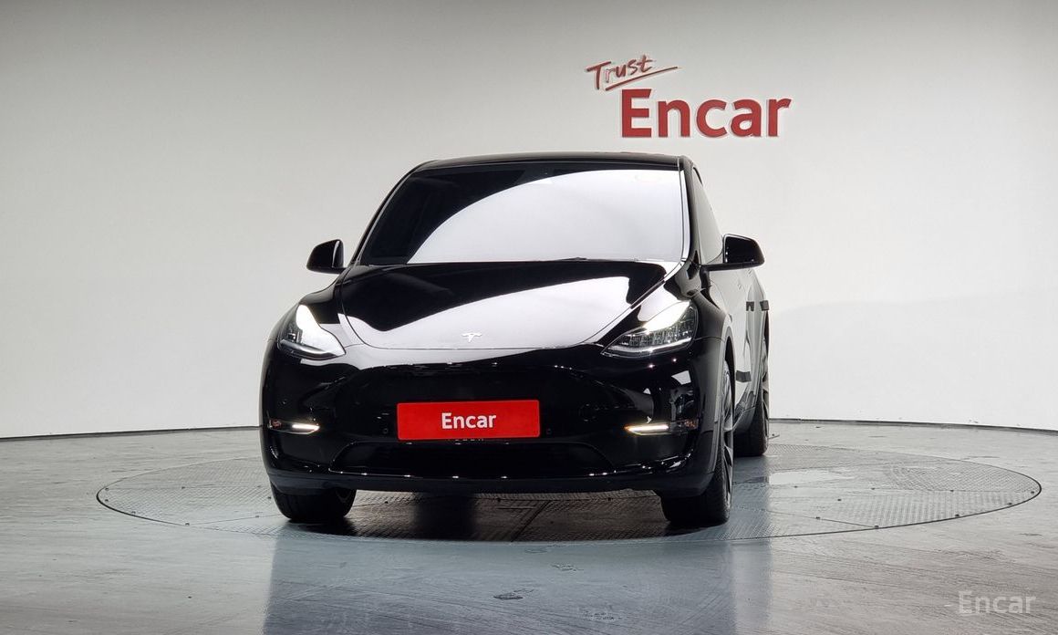 Tesla Model Y Long Range №4