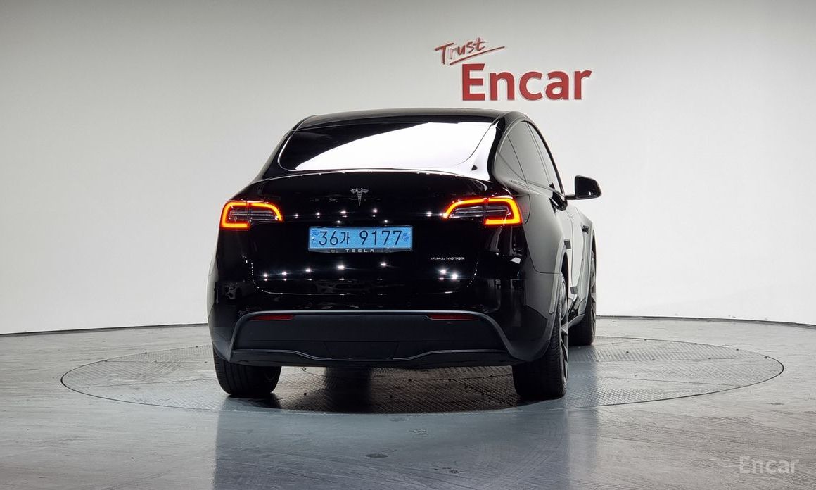 Tesla Model Y Long Range №5